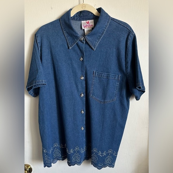 Quacker Factory Denim Button-Up Shirt size L - Picture 1 of 3